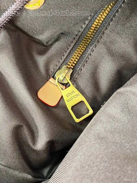 Cheap MM-38*44*12.5CM Backpack Christopher Louis Vuitton 0702